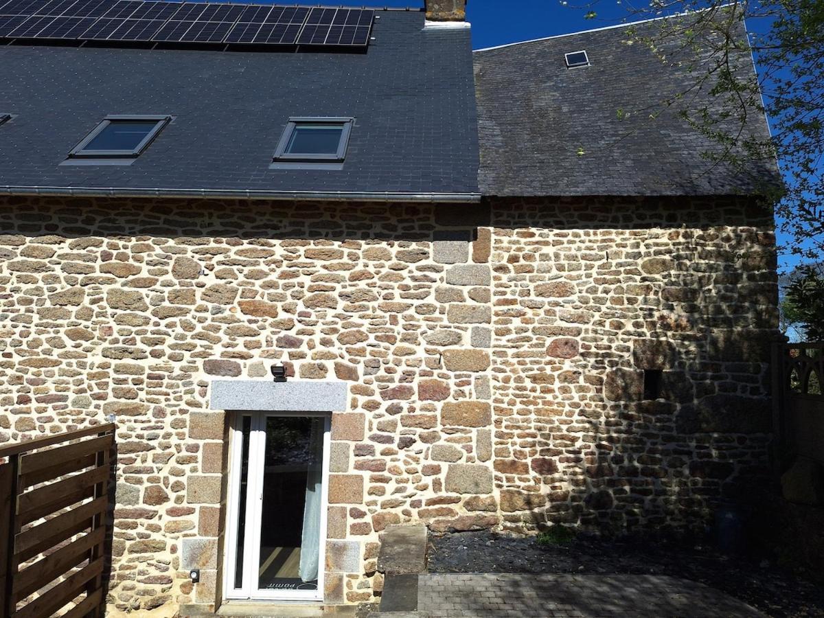 Au Lutin Pomme - Maison De Vacances Bretagne Mellé Exterior foto